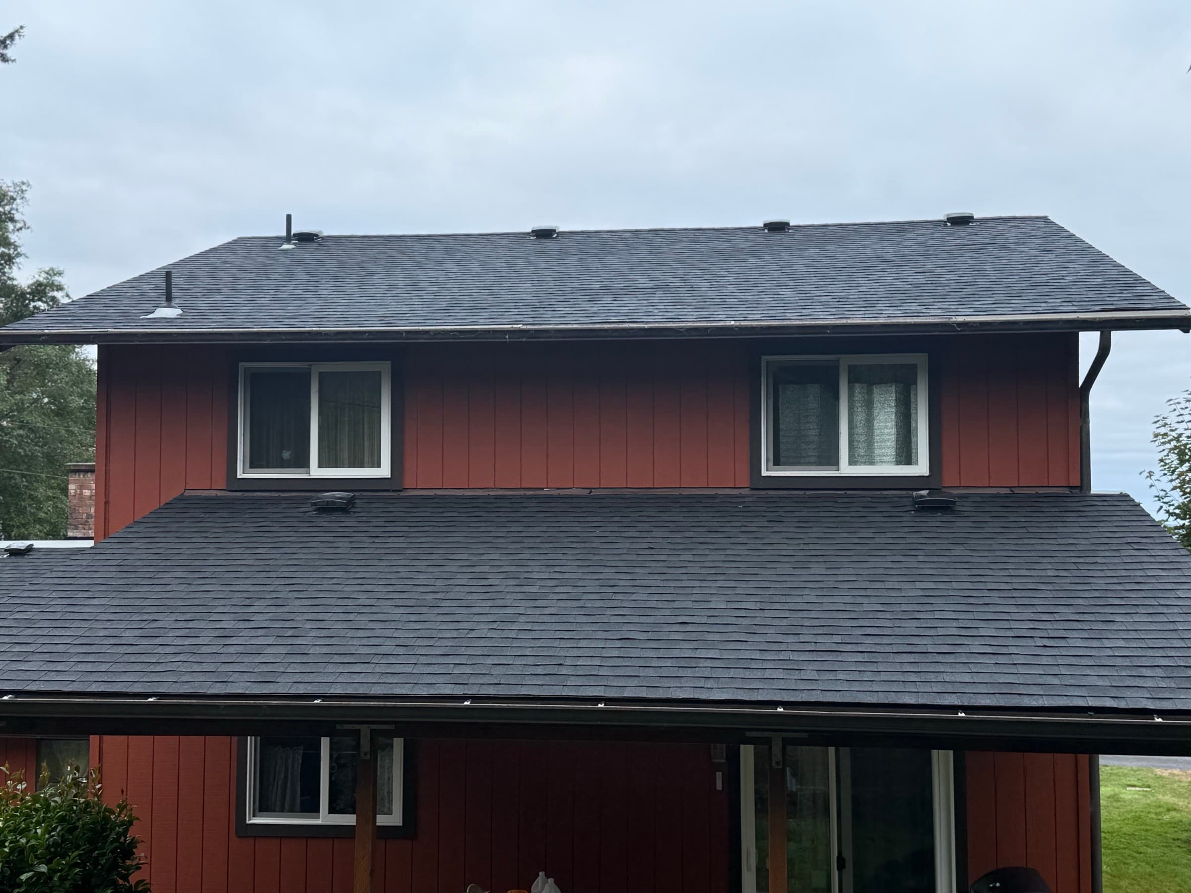 Professional siding installation on residential home in Portland Oregon by Denali Builders